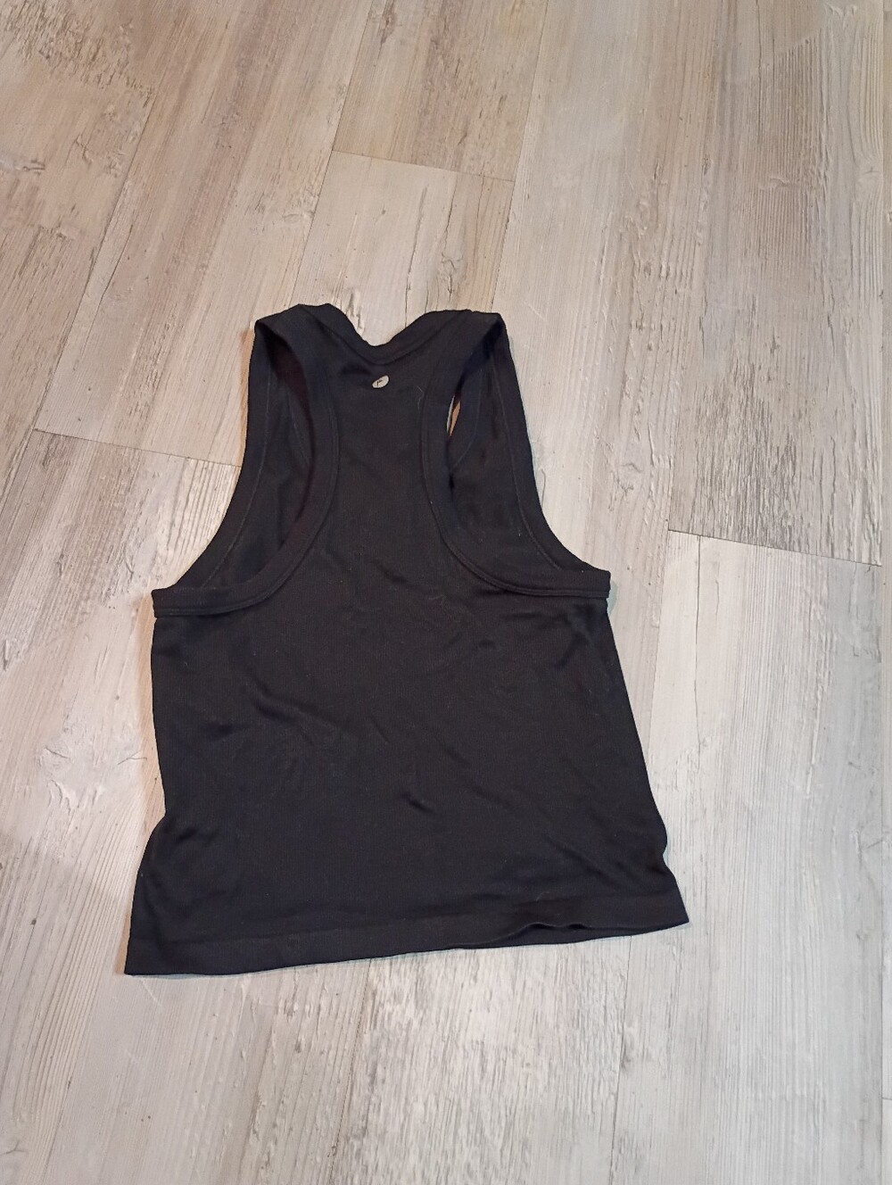 Workout Top - Picture 4 of 4